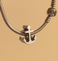 Image of Anchor charm