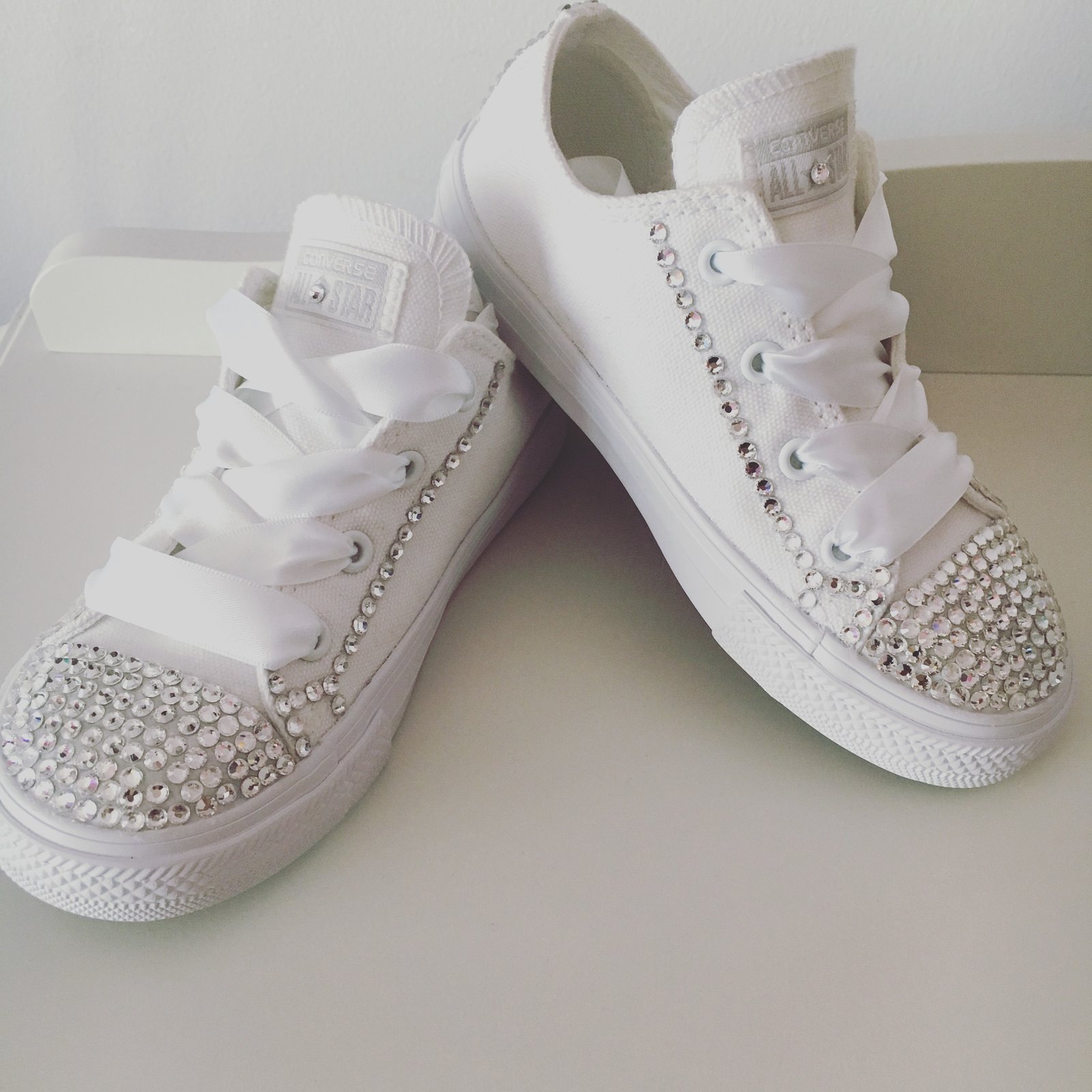 white bling converse