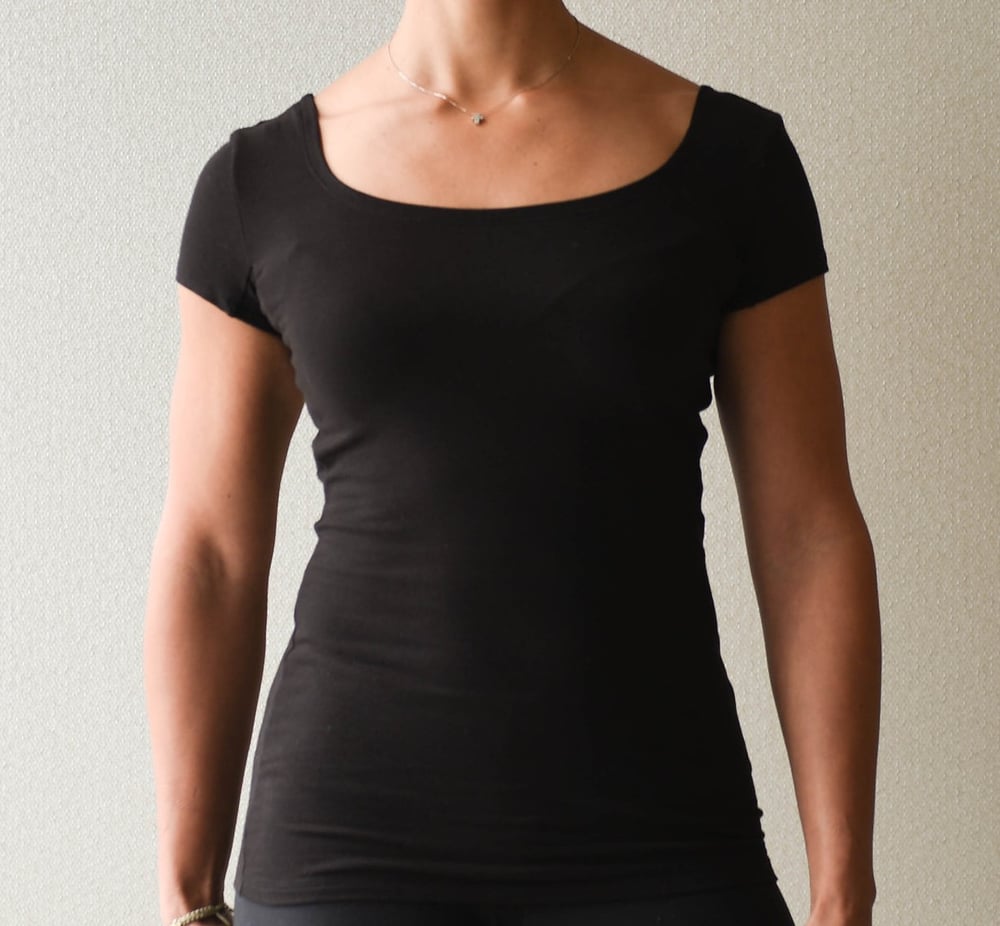 Image of Women's High Scoop Cap Sleeve Black