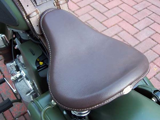 Image of MCJ SOLO SEAT IN LEATHER WITH CHROME SPRINGS 
