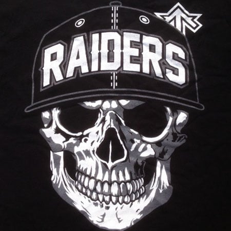 Raiders store skull shirt