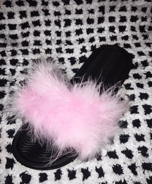 Image of Bb Girl Pink Fluffly Slides