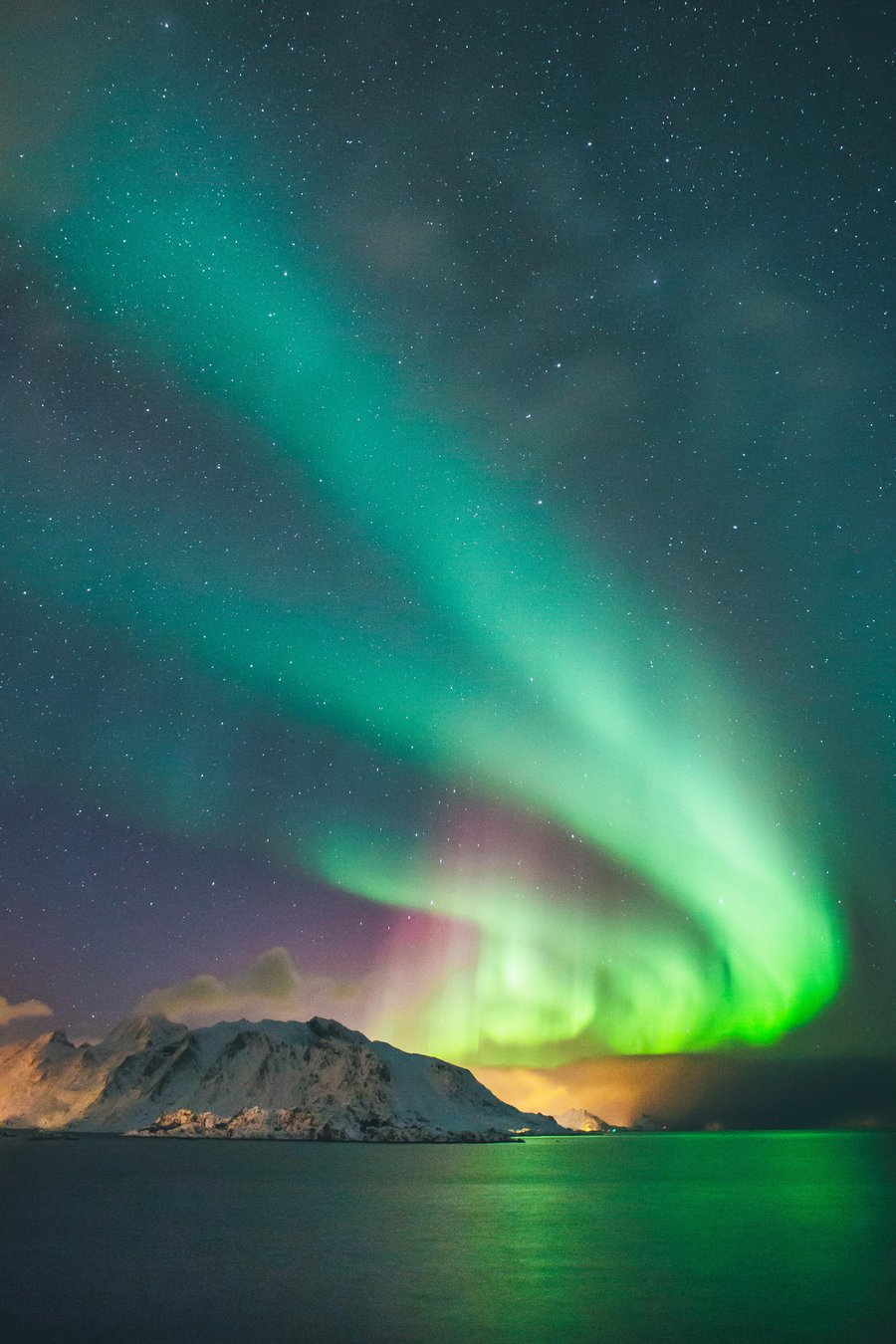 Image of Northern Lights Over Lofoten, Norway