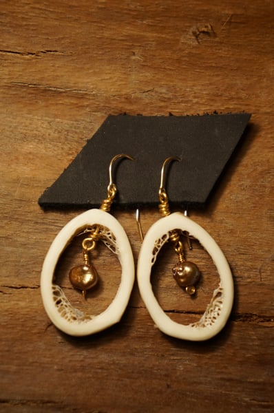 Image of Deer Bone Earrings with Pearls 2