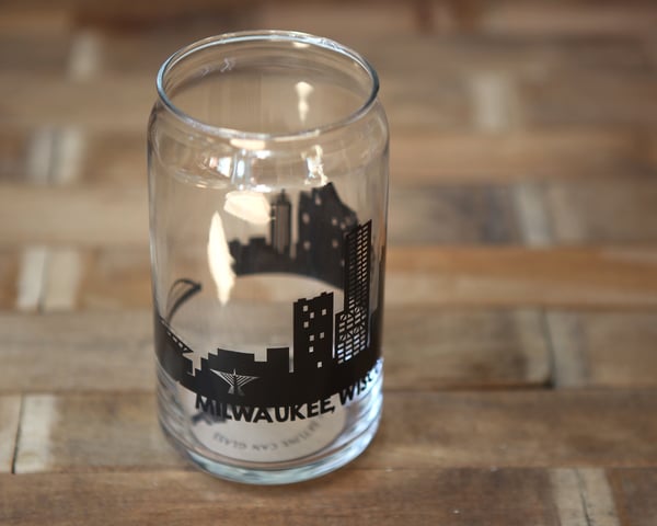 Image of MKE Skyline Can Glass
