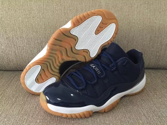 Image of Jordan 11 Low "Midnight Navy"