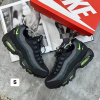 Image 5 of Mens Trainers 