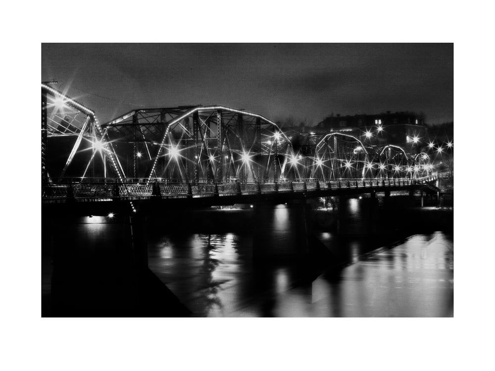 Image of Victoria Bridge 2010