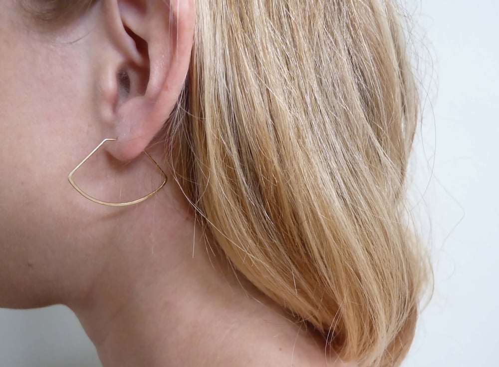 Image of Curve earrings