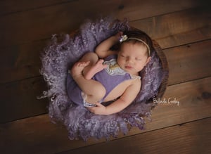 Image of Round Curly Felted Blanket - OLD LAVENDER