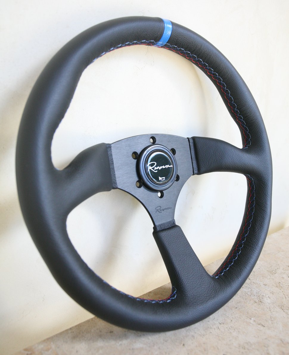 Image of Renown 130R Motorsport Competition Steering Wheel