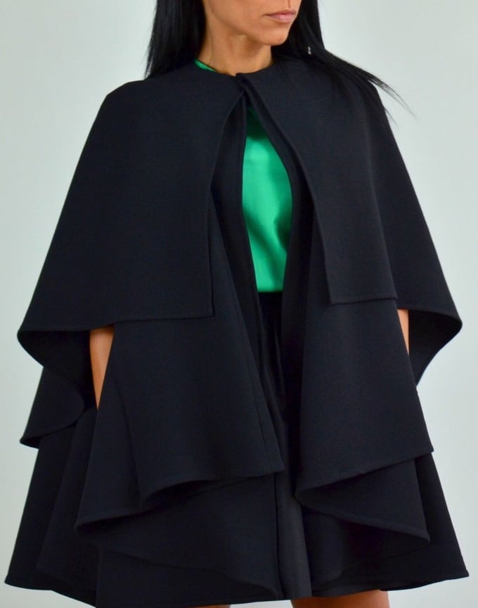 Image of Double Layer Black Swing Capelet