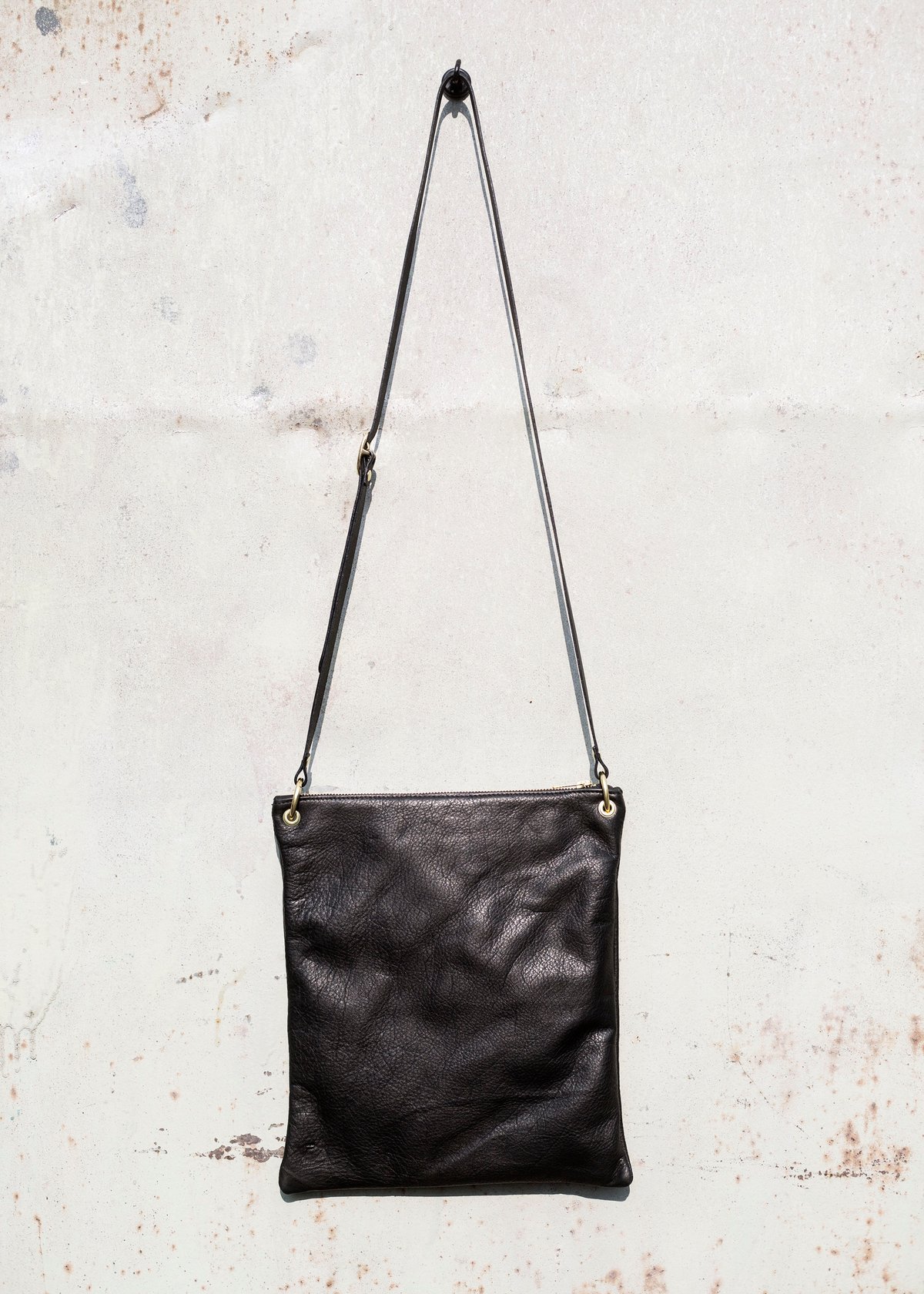 Image of Leather Shoulder Bag (A4) 