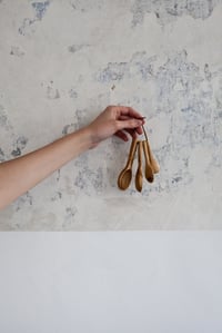 Image 2 of Olive Wood Measuring Spoon Set