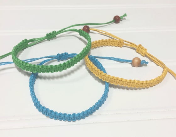 Image of Wide Solid Macrame Bracelet w/wooded bead closure
