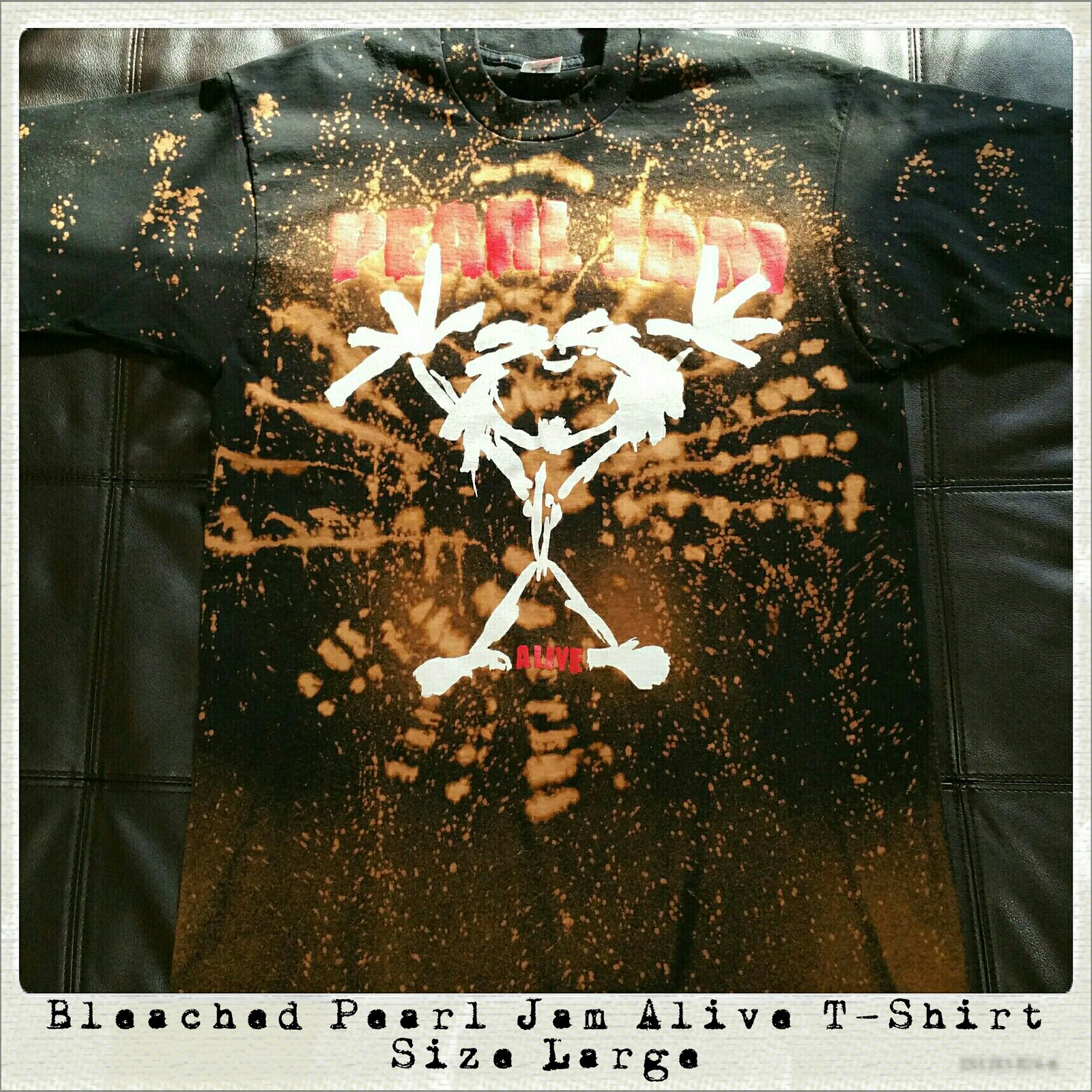 Bleached Pearl Jam Alive T-Shirt Size Large
