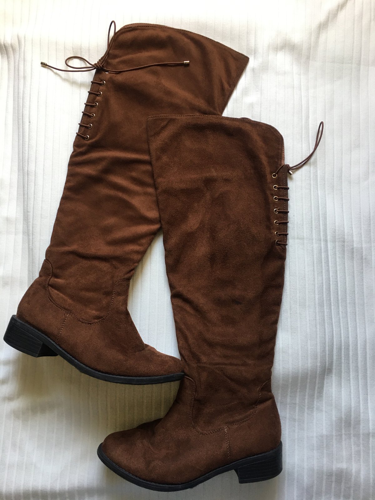 knee length boots size 6