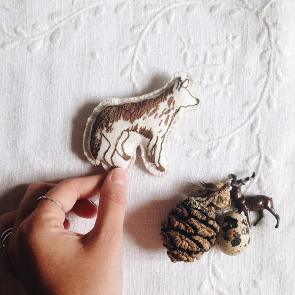 Image of A Wolf Friend Brooch