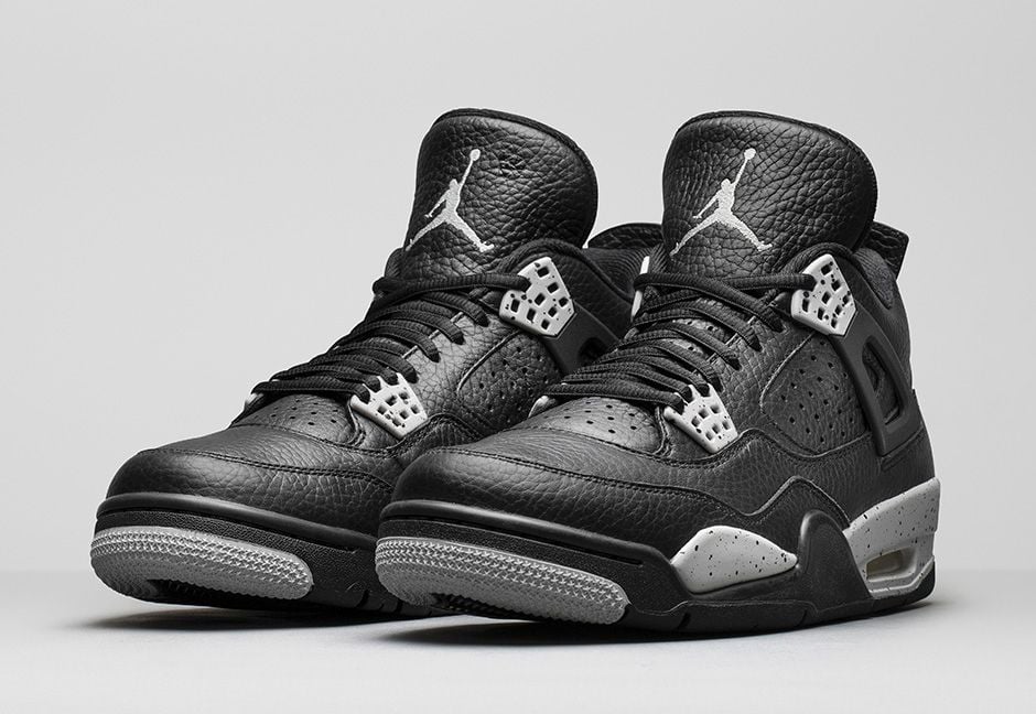 Air Jordan IV 