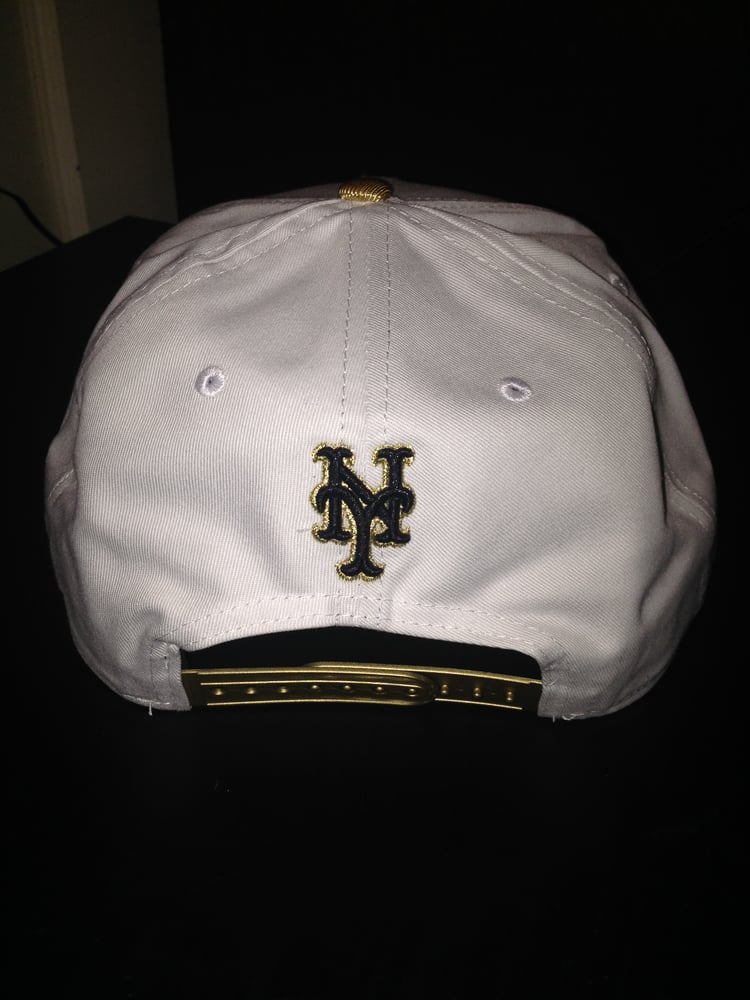 Image of New Era NY Mets SnapBack "White/Black/Gold"