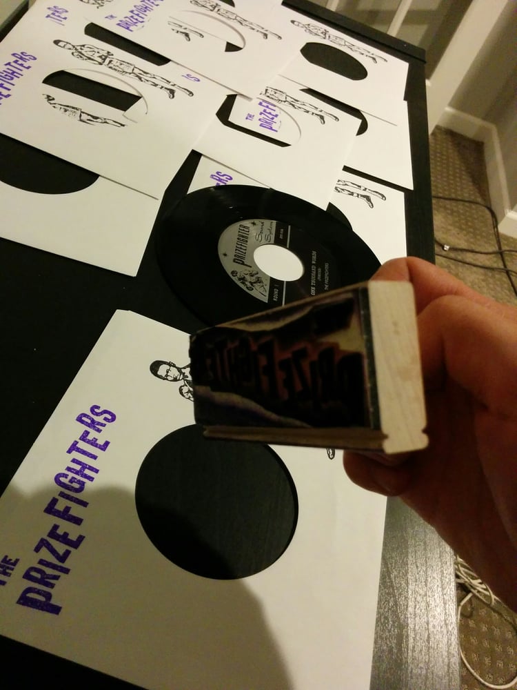 Image of 7-inch (45rpm) vinyl records