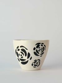Image 1 of Large cup </br> with black roses
