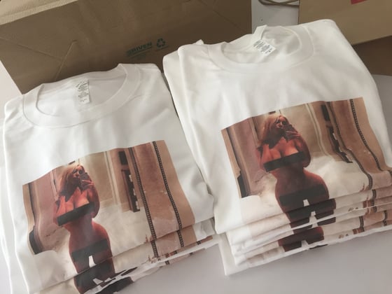 Image of Kim Kardashian "Raw Edges" Tee (SMALL)