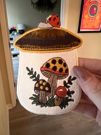 5” Merrt Mushroom Canister patch
