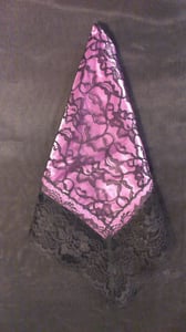 Image of LACE OVERLAY HANKIE