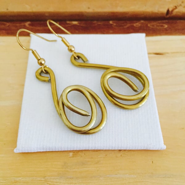 Image of Gold Scroll Earrings