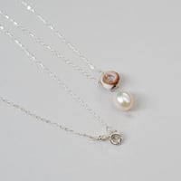 Image 5 of Puka shell necklace cultured freshwater pearl