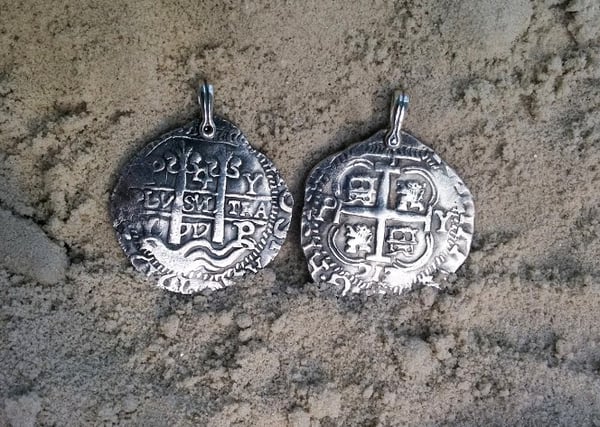 Image of Spanish 4 Reales Cob Pendant Dated 1717 (Blackbeard's QAR and Bellamy's Whydah)