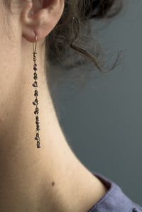 Image 1 of Boucle d'Oreille Perle Simple / Chaine Laiton