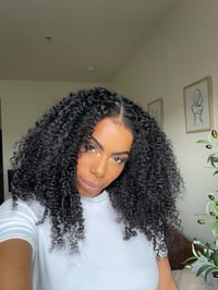 Image 5 of 20 inch KINKY CURLY 360 LACE WIG with 4c KINKY EDGES 