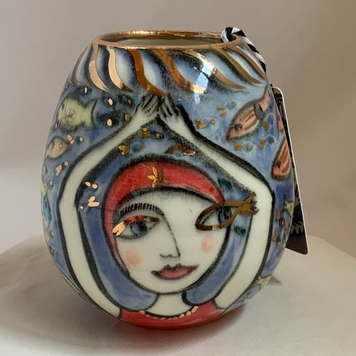 Image of Fairytales vase, Underwater.