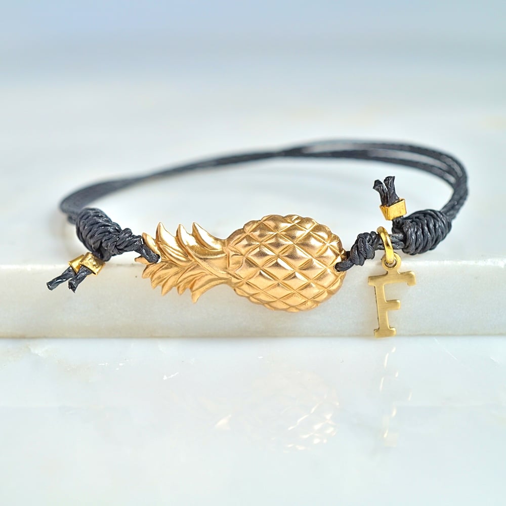 Image of Pineapple friendship bracelet with initial