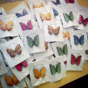 Image of Pack 100 broches mariposas variadas