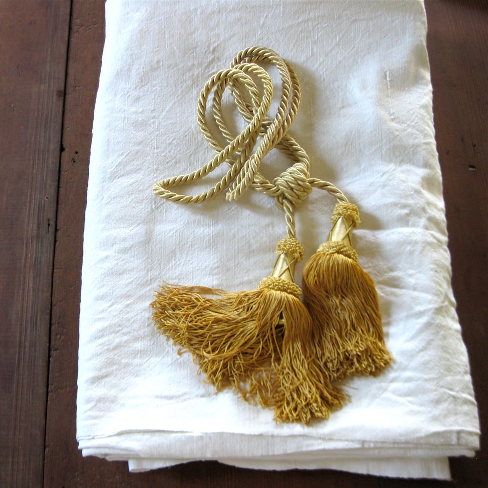 Image of Fringed Tassel