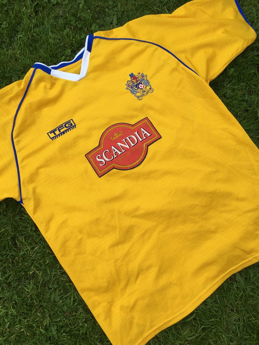 retro stockport county shirt