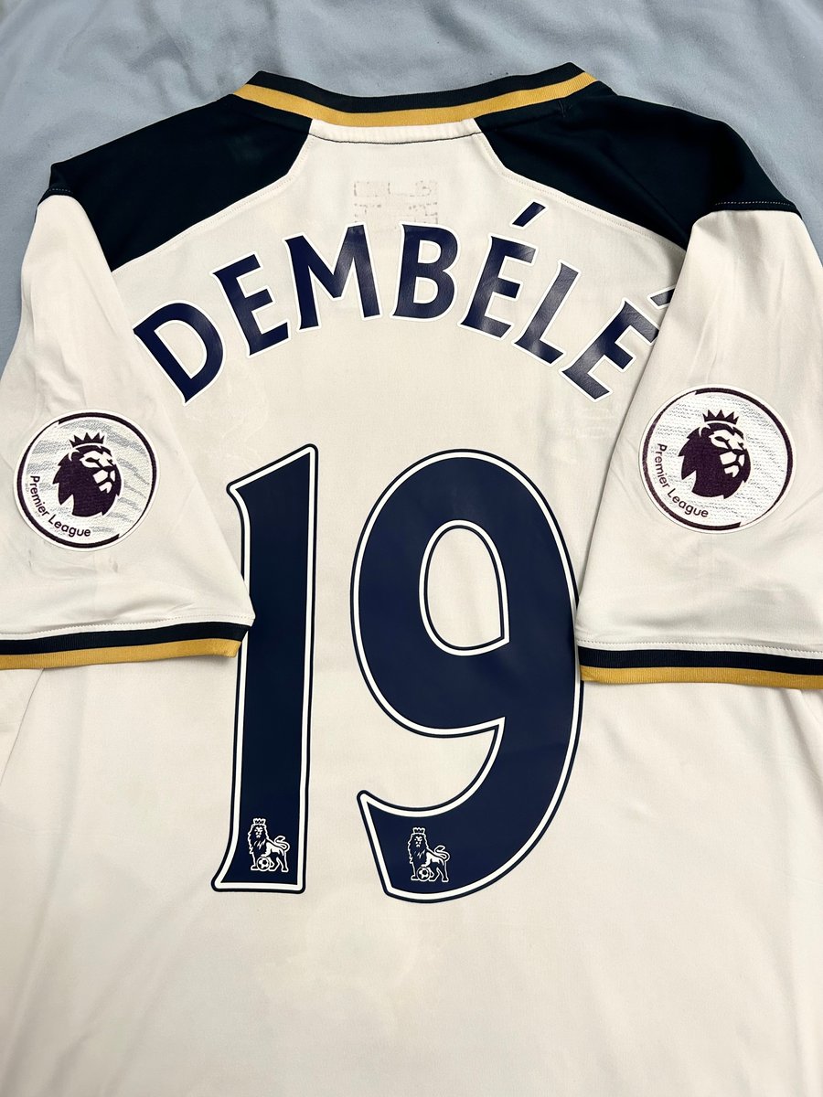 Image of Tottenham Hotspur “DEMBÉLÉ 19” 2016/17 Home Shirt + patches (XL)