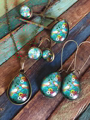 Image of Bijoux collection Paradis, bronze