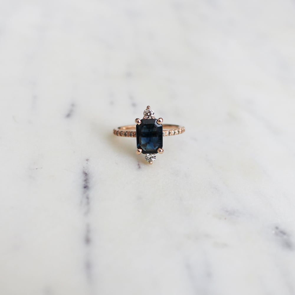 Image of Sparkling Sapphire Ring