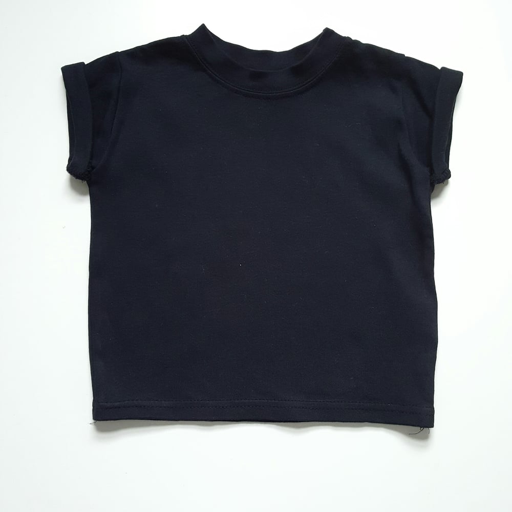 Image of Black Basic Tee