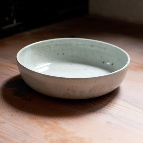 Image of Serving bowl