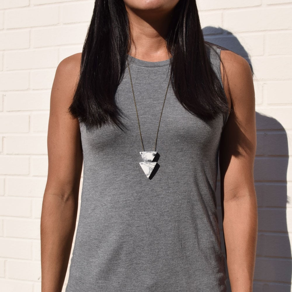 Image of double arrows