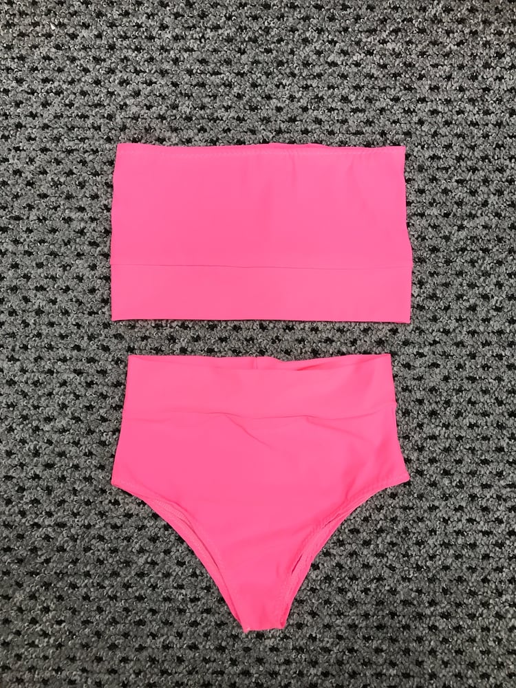 Image of FLORO Pink Bandeau Bikini 6,8,10