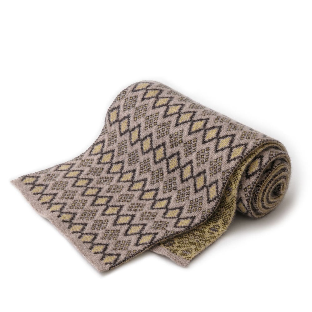 Image of African Diamond Scarf in Beige x Yellow
