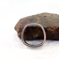 Image 3 of the freeze band