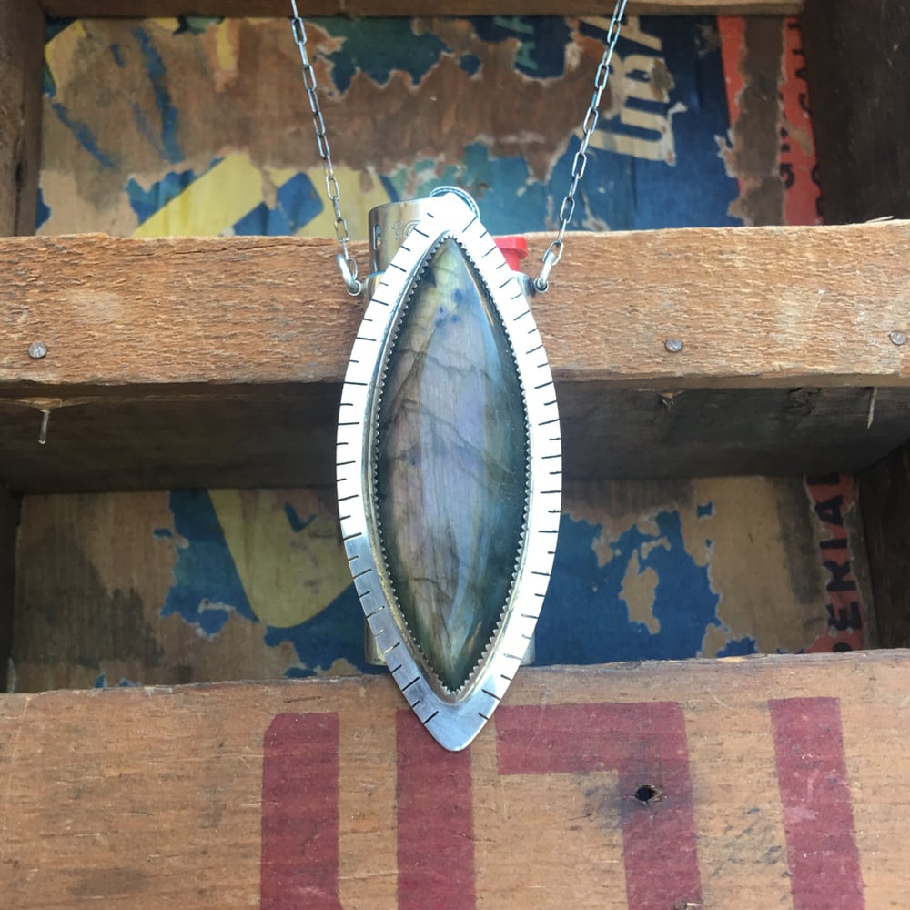 Image of REVERSIBLE LABRADORITE AND ABALONE LIGHTER NECKLACE