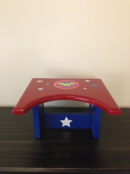 Image of Wonder Woman Poop Stoop